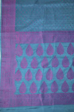 Sapphire Crepe Traditional Border Booti Banarasi Saree