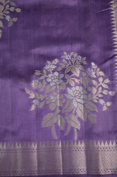 Chynia Silk Bold Boota Banarasi Saree
