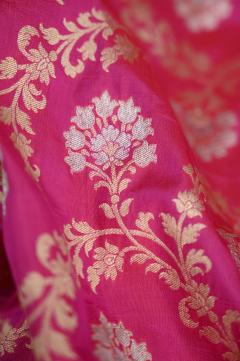 Rani Katan Alfi Opada Banarasi Saree