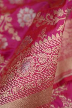 Rani Katan Alfi Opada Banarasi Saree