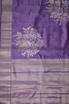 Chynia Silk Bold Boota Banarasi Saree
