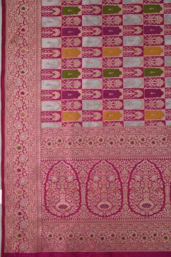 Rani Katan Alfi Opada Banarasi Saree