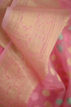 Supernet Warm Gajari Pink Banarasi Saree